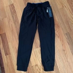 Cherokee infinity athletic fit scrubs Size Small Short